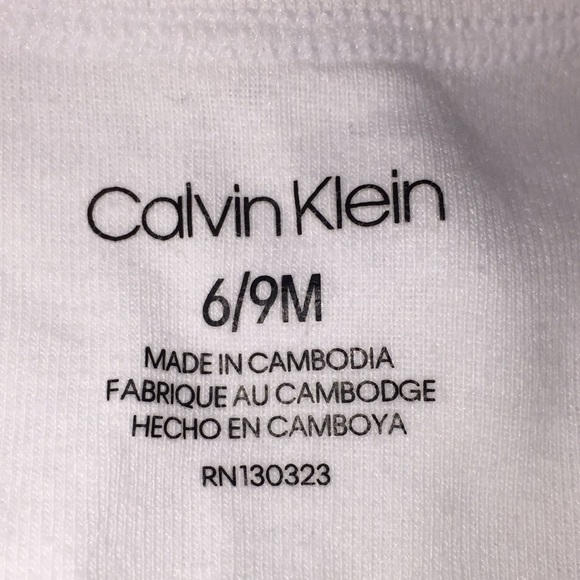 Calvin Klein Infant Boys Onesie Bodysuit Size 6-9M - Picture 5 of 9